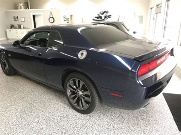 2013 Dodge Challenger SRT8 392 with 6 speed Manual Sunroof Leather Navi   - Photo 40 - Coombs, BC V0R 1M0