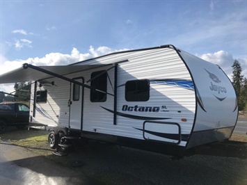 2015 Jayco Octane SL Toy Hauler Sleeps 6 with fueling station   - Photo 1 - Coombs, BC V0R 1M0