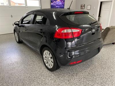 2014 Kia Rio 5-Door Ex Backup Cam Heated Seats $77/BW 2000 down   - Photo 6 - Coombs, BC V0R 1M0