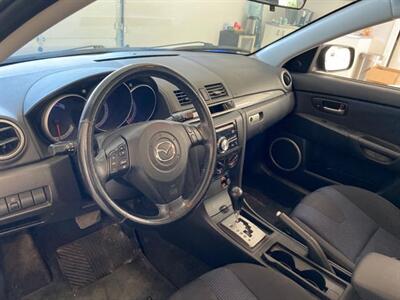 2005 Mazda Mazda3 S   - Photo 8 - Coombs, BC V0R 1M0