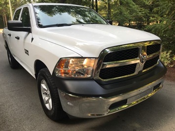 2016 RAM 1500 Tradesman  Crew Cab 4x4 - Photo 2 - Coombs, BC V0R 1M0