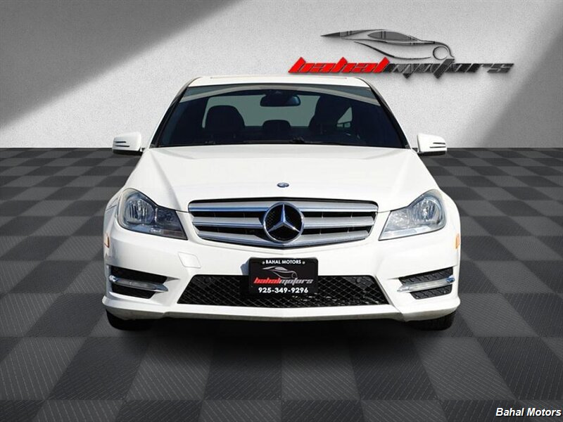 2012 Mercedes-Benz C-Class C250 Luxury photo 2