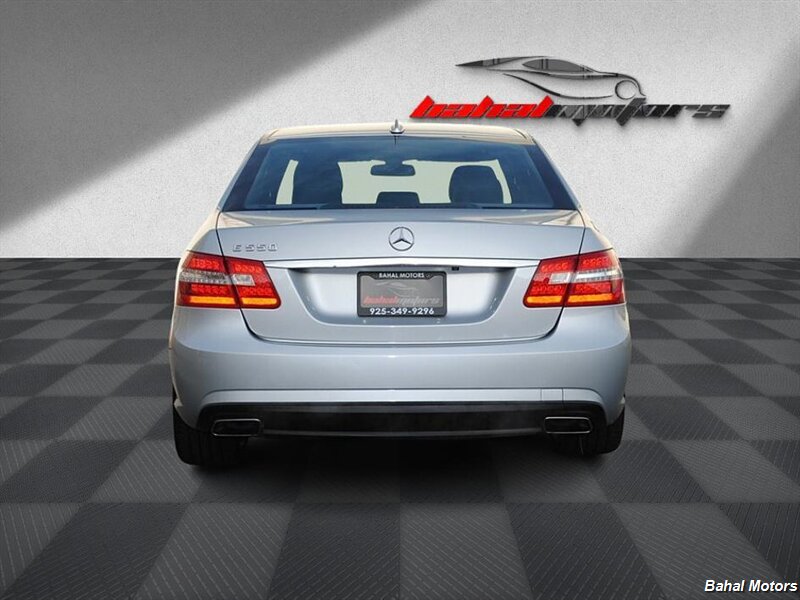 2010 Mercedes-Benz E-Class E550 Luxury photo 8