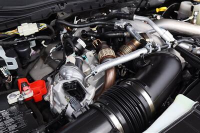 2025 Ford F-350 Platinum HI OUTPUT 6.7L DIESEL 22S AND 37S LOADED - Photo 12 - Gresham, OR 97030