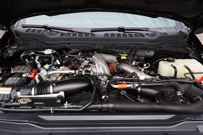2025 Ford F-350 Platinum HI OUTPUT 6.7L DIESEL 22S AND 37S LOADED - Photo 11 - Gresham, OR 97030