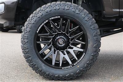 2025 Ford F-350 Platinum HI OUTPUT 6.7L DIESEL 22S AND 37S LOADED - Photo 14 - Gresham, OR 97030
