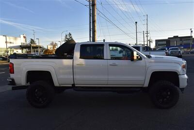 2018 GMC Sierra 2500 SLT  18 K MILES LIFTED DIESEL TRUCK 4X4 - Photo 6 - Gresham, OR 97030