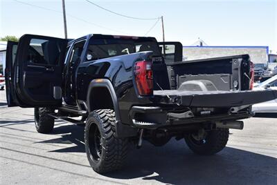 2024 GMC Sierra 3500 Denali  LIFTED DIESEL TRUCK 4X4 LOADED - Photo 33 - Gresham, OR 97030