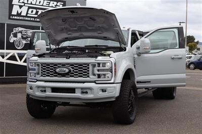 2026 Ford F-450 LARIAT  LIFTED F 450 AVALANCHE  ON 22 " RIMS ON 37 " TIRES LOADED - Photo 36 - Gresham, OR 97030