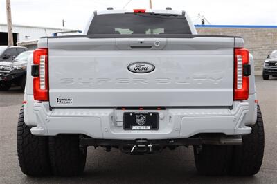 2026 Ford F-450 LARIAT  LIFTED F 450 AVALANCHE  ON 22 " RIMS ON 37 " TIRES LOADED - Photo 4 - Gresham, OR 97030