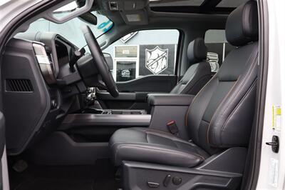 2026 Ford F-450 LARIAT  LIFTED F 450 AVALANCHE  ON 22 " RIMS ON 37 " TIRES LOADED - Photo 19 - Gresham, OR 97030