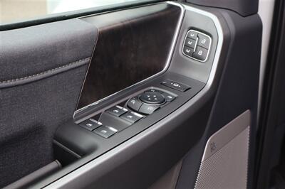 2026 Ford F-450 LARIAT  LIFTED F 450 AVALANCHE  ON 22 " RIMS ON 37 " TIRES LOADED - Photo 18 - Gresham, OR 97030