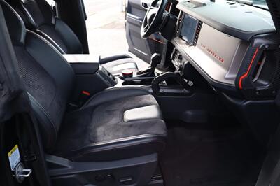 2022 Ford Bronco Raptor  LIFTED 40 " TIRES MATCHING 5TH WHEEL BLACK ON BLACK LOADED - Photo 16 - Gresham, OR 97030
