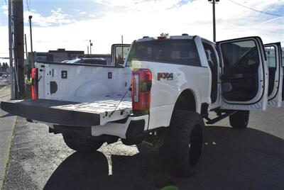 2025 Ford F-350 Platinum  LIFTED DIESEL TRUCK 4X4 LOADED - Photo 34 - Gresham, OR 97030