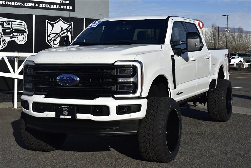 2025 Ford F-350 Platinum  LIFTED DIESEL TRUCK 4X4 LOADED