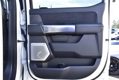 2025 Ford F-350 Platinum  LIFTED DIESEL TRUCK 4X4 LOADED - Photo 27 - Gresham, OR 97030