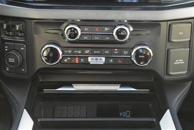 2025 Ford F-350 Platinum  LIFTED DIESEL TRUCK 4X4 LOADED - Photo 21 - Gresham, OR 97030