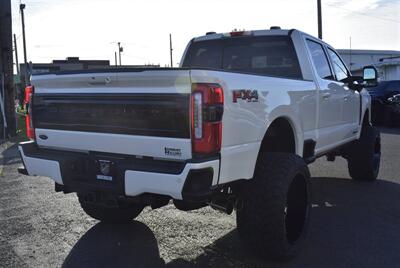 2025 Ford F-350 Platinum  LIFTED DIESEL TRUCK 4X4 LOADED - Photo 5 - Gresham, OR 97030