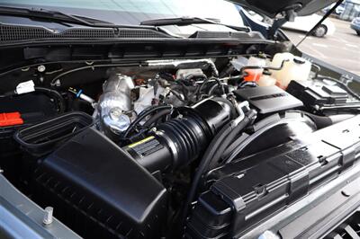 2025 GMC Sierra 3500 Denali Ultimate  LIFTED DIESEL 24  " RIMS 37 " TIRES TRUCK 4X4 LOADED - Photo 9 - Gresham, OR 97030