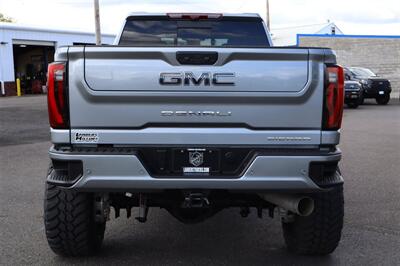 2025 GMC Sierra 3500 Denali Ultimate  LIFTED DIESEL 24  " RIMS 37 " TIRES TRUCK 4X4 LOADED - Photo 4 - Gresham, OR 97030