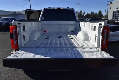 2024 Ford F-450 Super Duty Platinum  LIFTED DIESEL TRUCK 4X4 LOADED - Photo 15 - Gresham, OR 97030