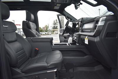2025 Ford F-450 Super Duty Platinum  LIFTED LONG BED 450 PLATINUM DIESEL 4X4 LOADED - Photo 30 - Gresham, OR 97030