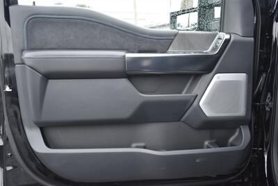 2025 Ford F-450 Super Duty Platinum  LIFTED LONG BED 450 PLATINUM DIESEL 4X4 LOADED - Photo 13 - Gresham, OR 97030