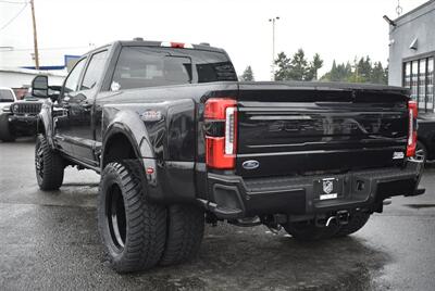 2025 Ford F-450 Super Duty Platinum  LIFTED LONG BED 450 PLATINUM DIESEL 4X4 LOADED - Photo 3 - Gresham, OR 97030
