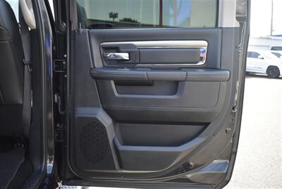 2015 RAM 1500 Sport  BLACK BLACK 4 DOOR - Photo 28 - Gresham, OR 97030