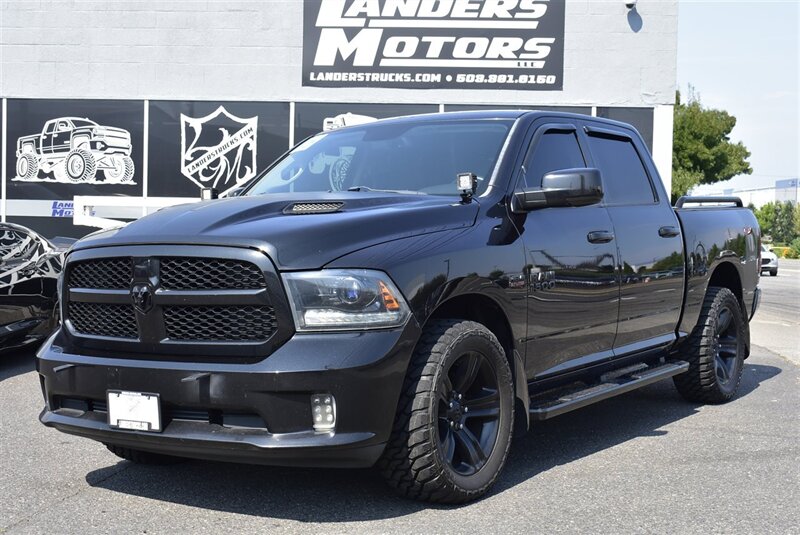 2015 RAM 1500 Sport BLACK BLACK 4 DOOR - Photo 1 - Gresham, OR 97030