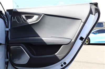 2015 Audi RS 7 4.0T quattro Prestig  V8, Twin Turbo, 4.0 Liter LOWERED TUNED LOADED - Photo 27 - Gresham, OR 97030