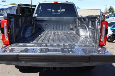 2025 Ford F-350 PLATINUM PLUS LIFTED DIESEL TRUCK 4X4 LOADED - Photo 16 - Gresham, OR 97030