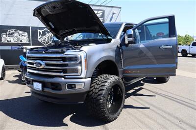 2025 Ford F-350 PLATINUM PLUS LIFTED DIESEL TRUCK 4X4 LOADED - Photo 29 - Gresham, OR 97030