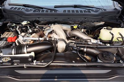 2024 Ford F-350 Platinum LIFTED DIESEL TRUCK 4X4 LOADED - Photo 10 - Gresham, OR 97030