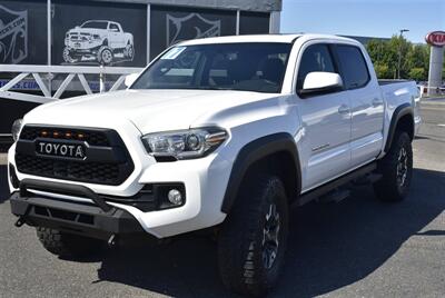 2017 Toyota Tacoma TRD Off-Road  104k miles manual 6 speed 4x4 - Photo 1 - Gresham, OR 97030