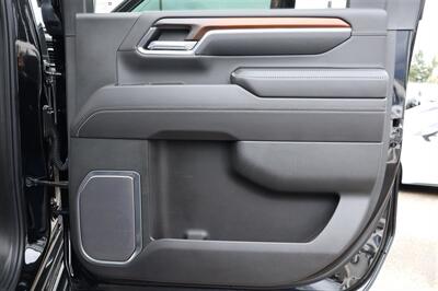 2024 GMC Sierra 3500 Denali LIFTED DIESEL TRUCK 4X4 LOADED - Photo 25 - Gresham, OR 97030