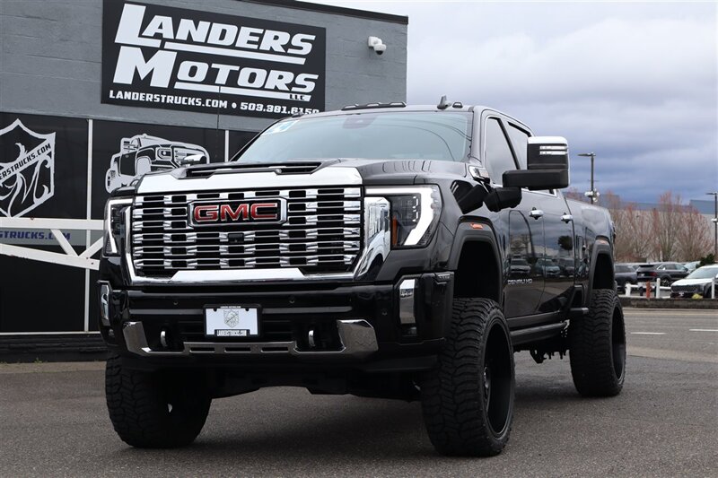 2024 GMC Sierra 3500 Denali  LIFTED DIESEL TRUCK 4X4 LOADED - Photo 1 - Gresham, OR 97030