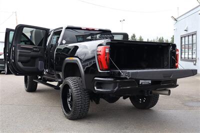 2024 GMC Sierra 3500 Denali LIFTED DIESEL TRUCK 4X4 LOADED - Photo 31 - Gresham, OR 97030