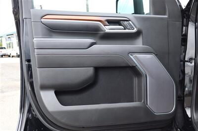 2024 GMC Sierra 3500 Denali LIFTED DIESEL TRUCK 4X4 LOADED - Photo 12 - Gresham, OR 97030