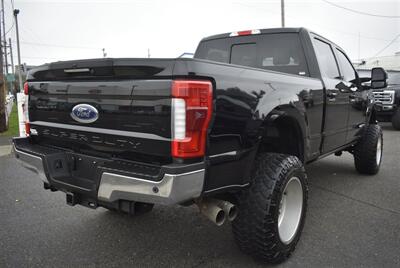 2018 Ford F-350 Lariat  LIFTED DIESEL TRUCK 4X4 LOADED - Photo 5 - Gresham, OR 97030