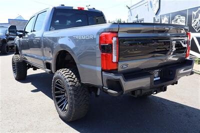 2025 Ford F-350 Platinum LIFTED DIESEL TRUCK 4X4 LOADED - Photo 4 - Gresham, OR 97030