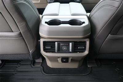 2025 Ford F-350 PLATINUM PLUS  26 " RIMS 38 " TIRES LIFTED DIESEL TRUCK LOADED - Photo 33 - Gresham, OR 97030