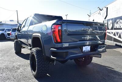 2025 GMC Sierra 3500 Denali Ultimate  LIFTED DIESEL 3500 TRUCK 4X4 LOADED - Photo 3 - Gresham, OR 97030