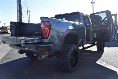 2025 GMC Sierra 3500 Denali Ultimate  LIFTED DIESEL 3500 TRUCK 4X4 LOADED - Photo 36 - Gresham, OR 97030