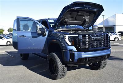 2025 GMC Sierra 3500 Denali Ultimate  LIFTED DIESEL 3500 TRUCK 4X4 LOADED - Photo 38 - Gresham, OR 97030