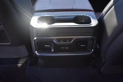 2025 GMC Sierra 3500 Denali Ultimate  LIFTED DIESEL 3500 TRUCK 4X4 LOADED - Photo 26 - Gresham, OR 97030