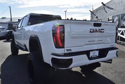 2025 GMC Sierra 3500 AT4 CREW CAB LONG BE  6.6L DURAMAX ALLISON 10-SPEED LIFTED LOADED - Photo 3 - Gresham, OR 97030