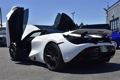 2021 McLaren 720S Spider Performance  4.0L V8 TWIN TURBO  MSO BLACK PACK PERFORMANCE PLUSE - Photo 23 - Gresham, OR 97030
