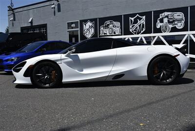 2021 McLaren 720S Spider Performance  4.0L V8 TWIN TURBO  MSO BLACK PACK PERFORMANCE PLUSE - Photo 2 - Gresham, OR 97030