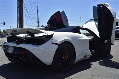 2021 McLaren 720S Spider Performance  4.0L V8 TWIN TURBO  MSO BLACK PACK PERFORMANCE PLUSE - Photo 25 - Gresham, OR 97030
